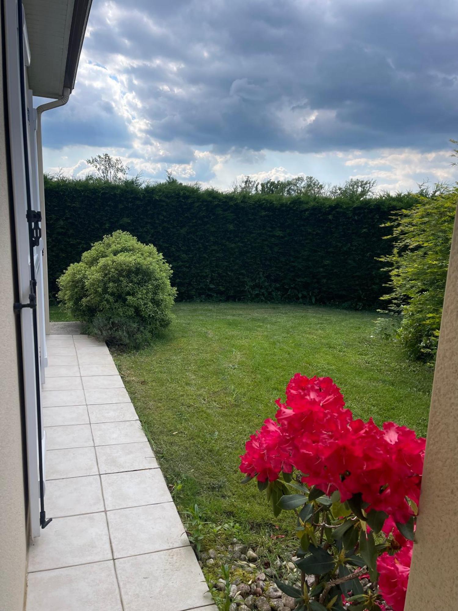 La Balneaire Maison De Standing Tout Confort Boisseuil Exterior foto